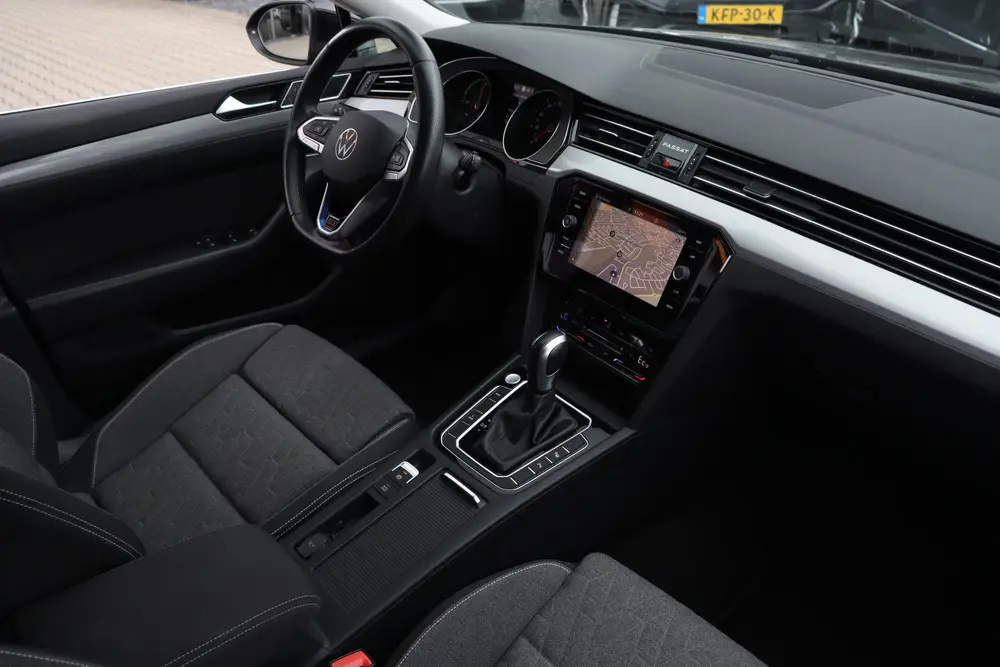 Volkswagen Passat Variant 1.4 TSI PHEV GTE | ACC | Camera | uit 2022, foto 12