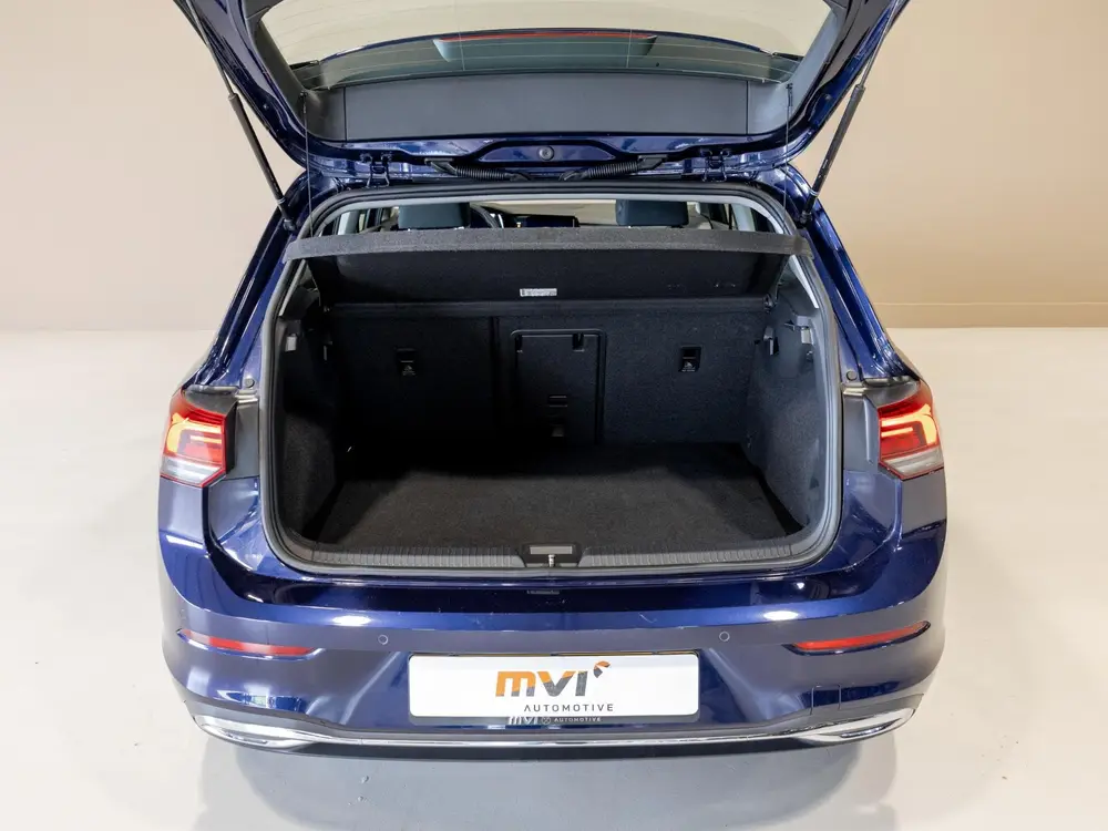 Volkswagen Golf 1.5 eTSI R-Line Business+ 150pk / Dodehoek d uit 2022, foto 16