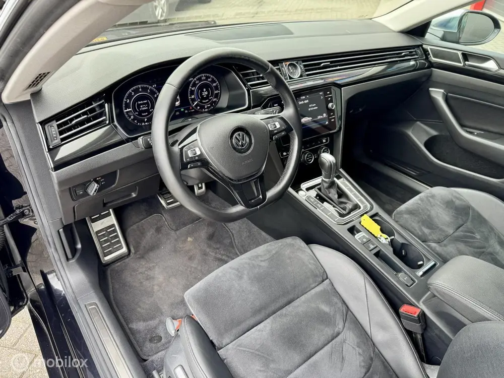 Volkswagen Arteon 1.5 TSI Business R-Line uit 2019, foto 10