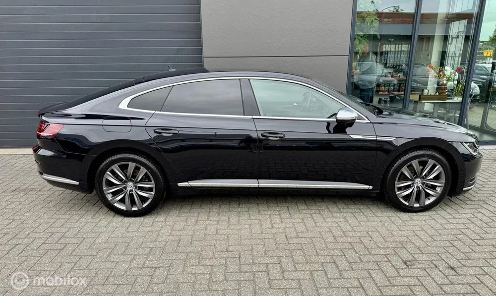 Volkswagen Arteon 1.5 TSI Business R-Line uit 2019, foto 5