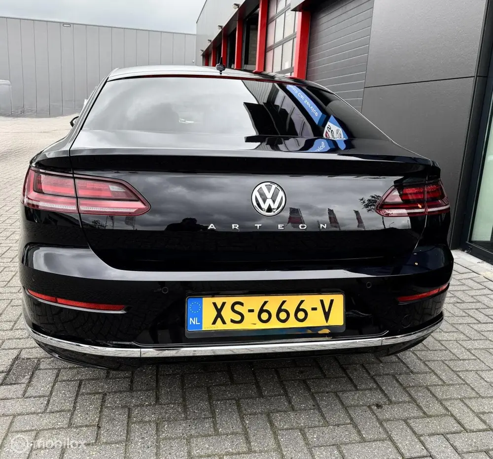 Volkswagen Arteon 1.5 TSI Business R-Line uit 2019, foto 6