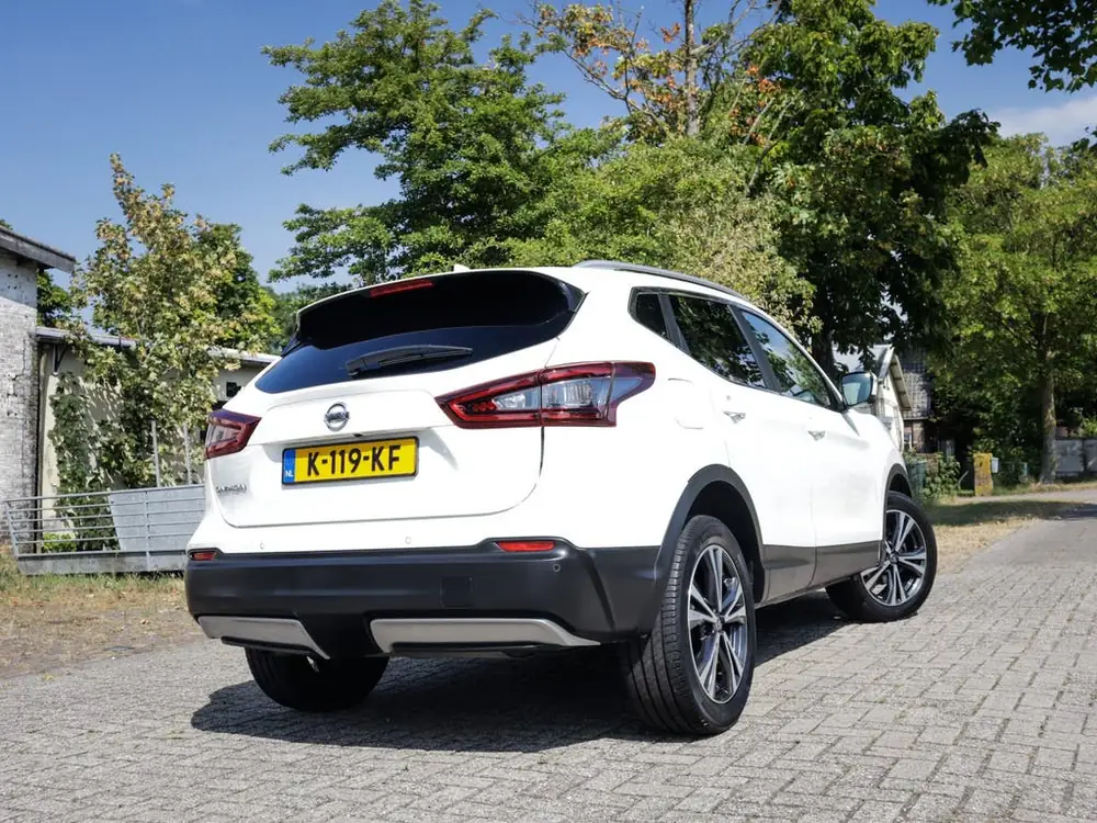 Nissan Qashqai 1.3 DIG-T N-Connecta 2e-Eig. & Dealer-Onderh uit 2021, foto 2