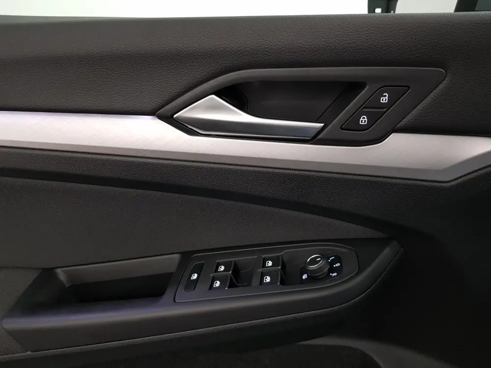 Volkswagen Golf 1.5 150pk eTSI Life DSG Navigatie Climate co uit 2020, foto 10