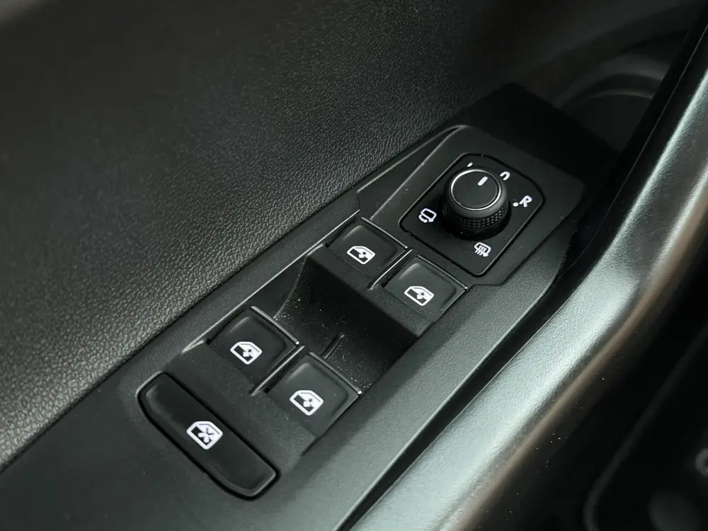 Volkswagen Taigo 1.0 TSI Style | 110 PK | Adaptive Cruise Co uit 2022, foto 13