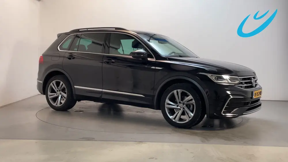Volkswagen Tiguan 1.5 TSI 150pk DSG R-Line Business+ Camera uit 2020