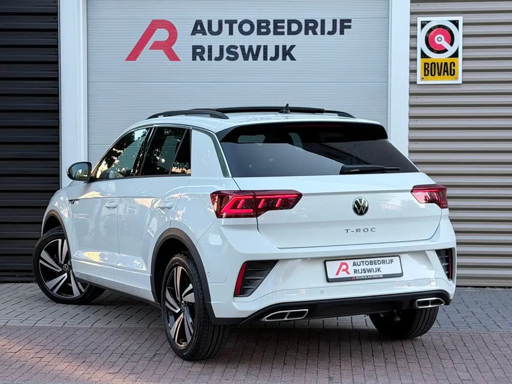 Volkswagen T-Roc 1.5 TSI 3x R-Line Pano/AppleCar/Keyless uit 2022, foto 3