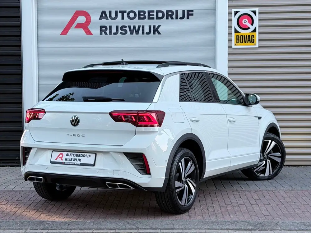 Volkswagen T-Roc 1.5 TSI 3x R-Line Pano/AppleCar/Keyless uit 2022, foto 4