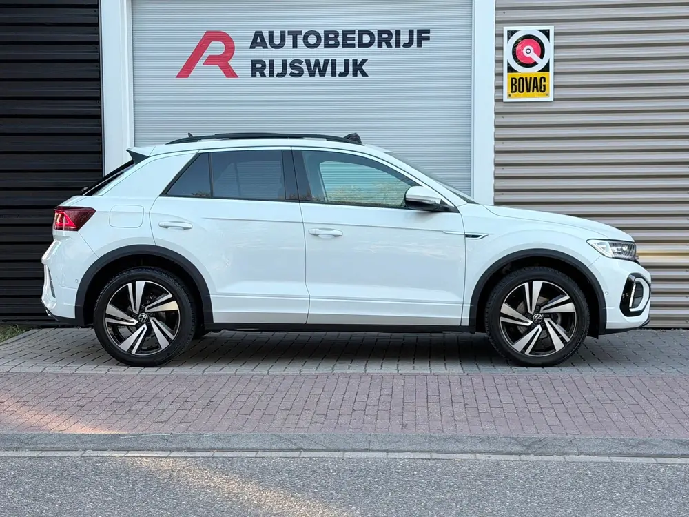 Volkswagen T-Roc 1.5 TSI 3x R-Line Pano/AppleCar/Keyless uit 2022, foto 5