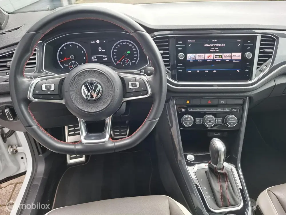 Volkswagen T-Roc 1.5 TSI Sport R 4Motion |Pano|Leder| uit 2019, foto 11