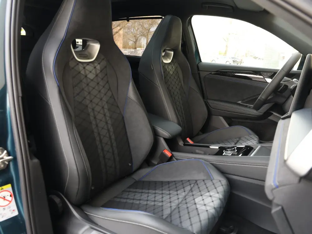 Volkswagen Tayron R-Line Edition 1.5 eHybrid 272 PK | Naviga uit 2026, foto 7