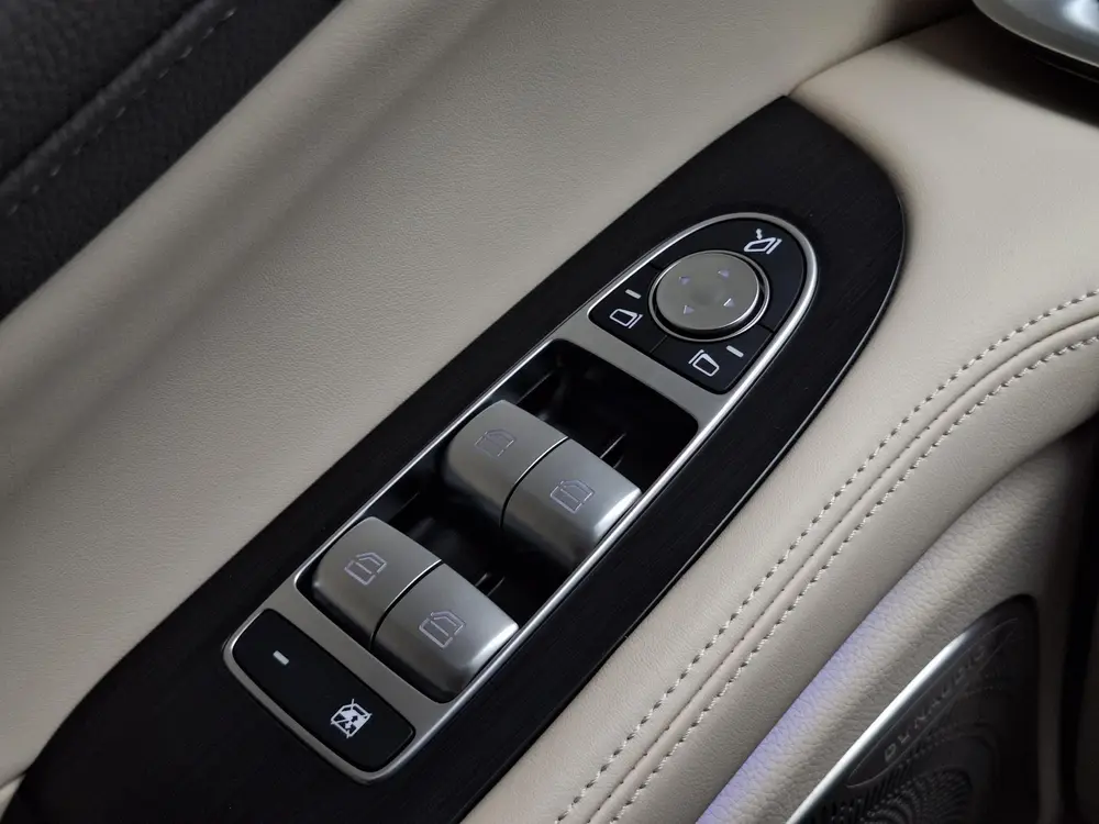 Voyah Dream Flagship Edition 109 kWh Schuifdak | Dynaudio Hi uit 2026, foto 12