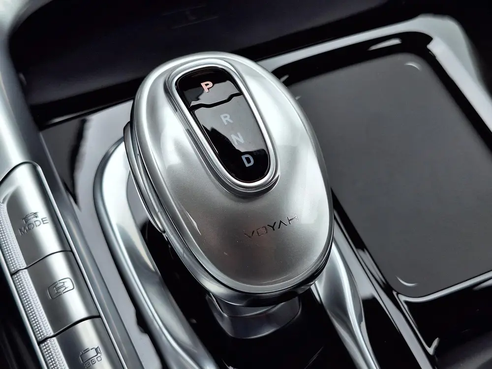 Voyah Free Business Edition 4WD 106 kWh | Schuifdak | Luchtv uit 2026, foto 16