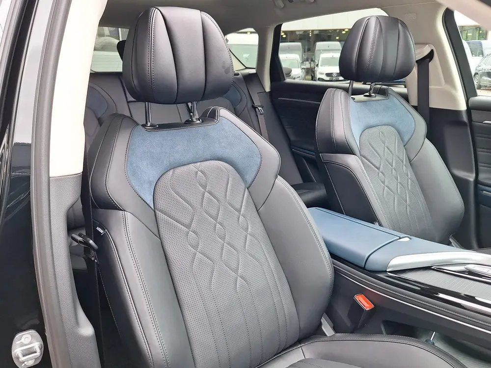 Voyah Free Business Edition 4WD 106 kWh | Schuifdak | Luchtv uit 2026, foto 6