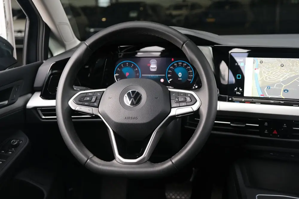 Volkswagen Golf 8 1.5 eTSI Life 130PK DSG Led Navi Virtual A uit 2022, foto 13