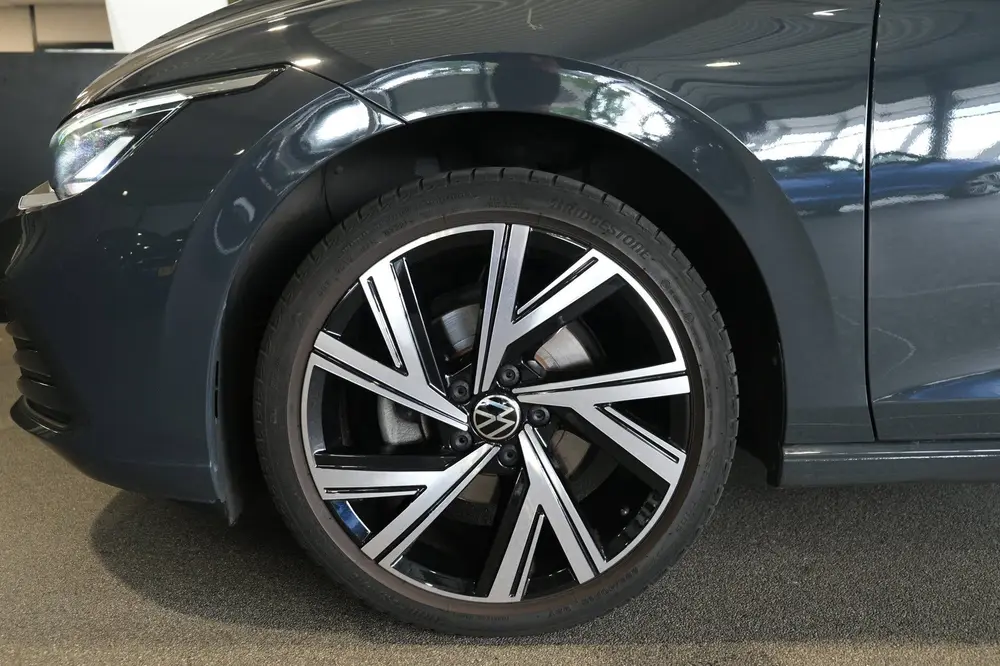 Volkswagen Golf 8 1.5 eTSI Life 130PK DSG Led Navi Virtual A uit 2022, foto 17