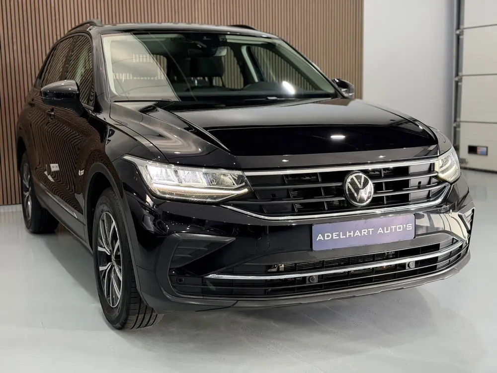 Volkswagen Tiguan 1.4 TSI eHybrid Automaat / Navigatie full uit 2022, foto 3