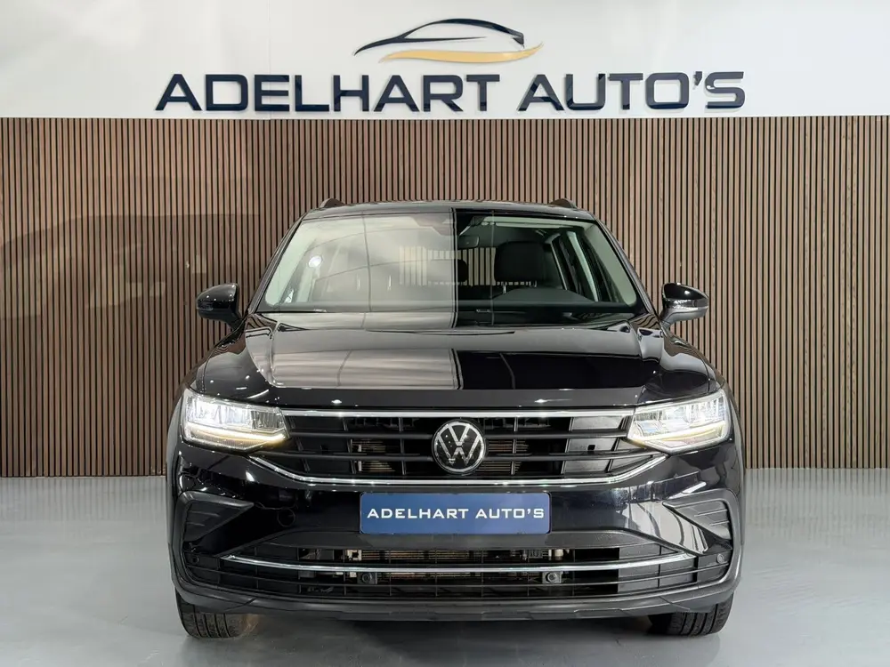 Volkswagen Tiguan 1.4 TSI eHybrid Automaat / Navigatie full uit 2022, foto 4