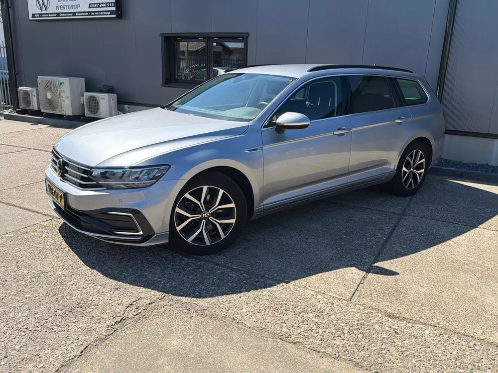 Volkswagen Passat Variant 1.4 TSI PHEV GTE Business uit 2022, foto 5