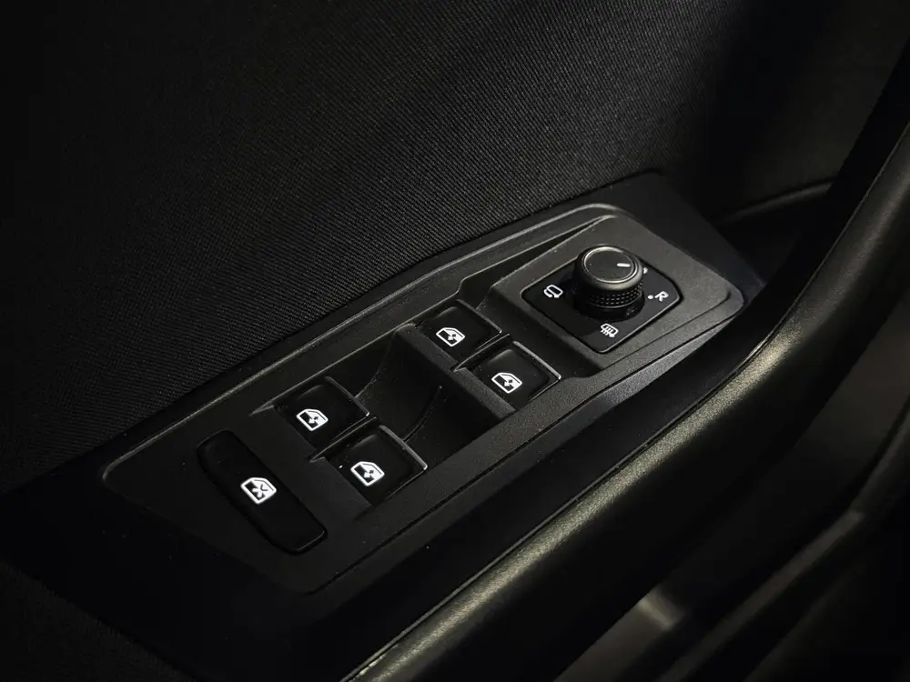 Volkswagen T-Roc 1.5 TSI Sport Pano|Keyless|Virtual|1e eig. uit 2020, foto 19