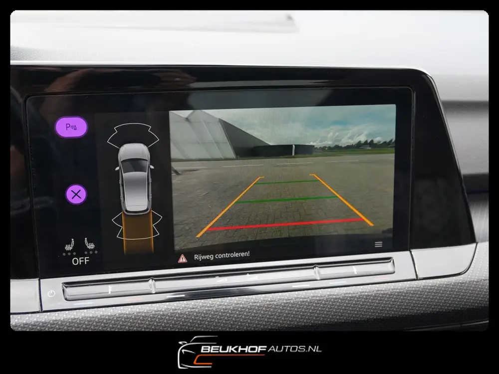 Volkswagen Golf 1.5 eTSI R-Line Pano H&K Audio Cruise Camera uit 2020, foto 6