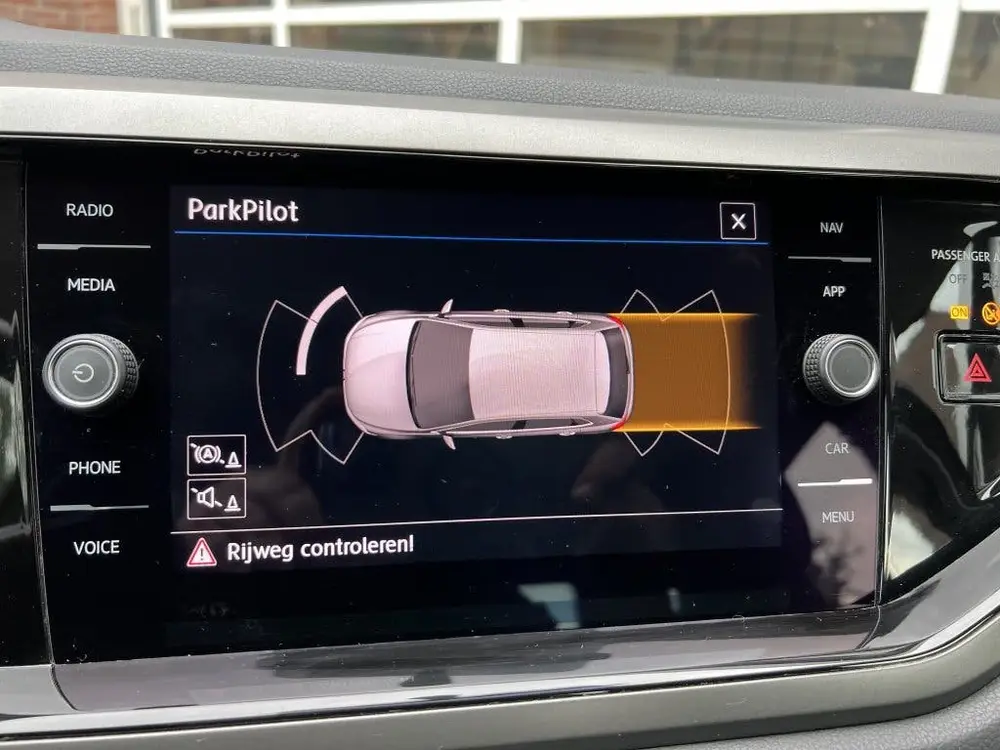 Volkswagen Polo 1.0 TSI Comfortline Automaat (bj 2020) uit 2020, foto 17