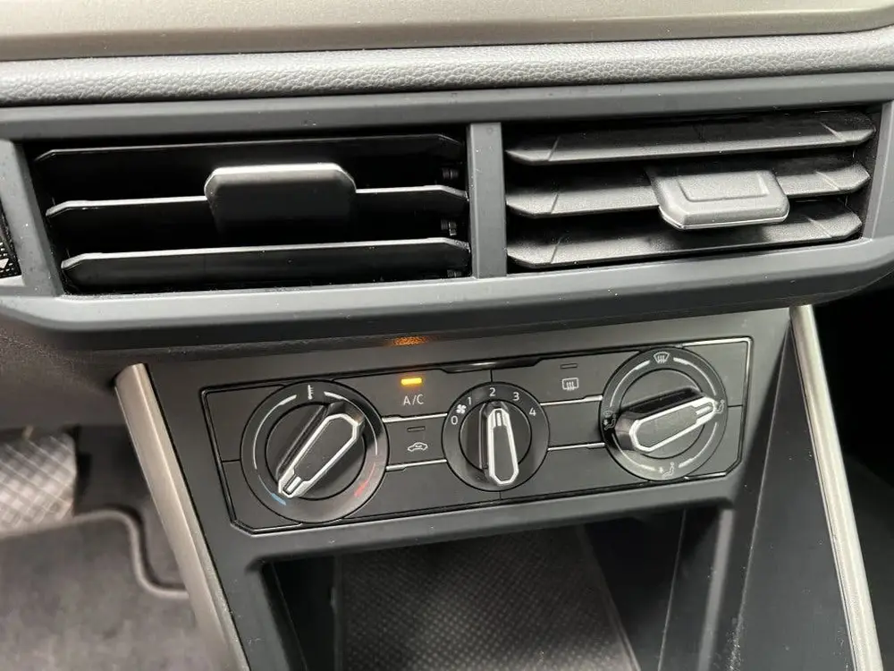 Volkswagen Polo 1.0 TSI Comfortline Automaat (bj 2020) uit 2020, foto 19