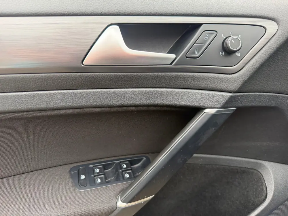 Volkswagen Golf Variant 1.0 TSI Comfortline met parkeersenso uit 2019, foto 10