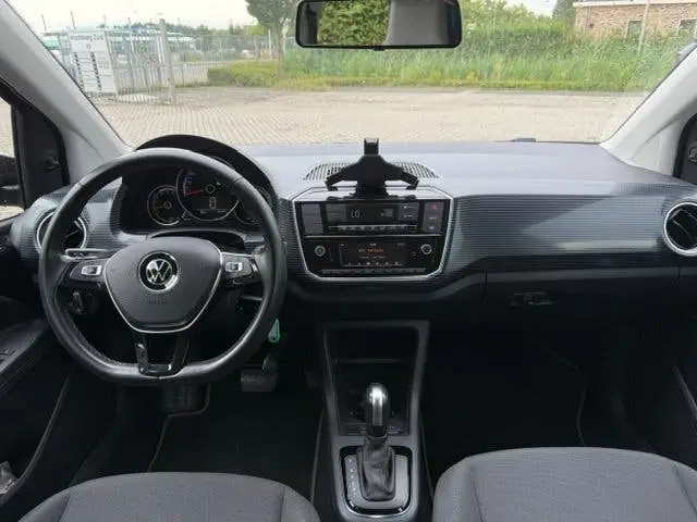 Volkswagen Up! e-Up! Elektromotor 83pk 2021 Zwart 5 Deurs uit 2021, foto 16