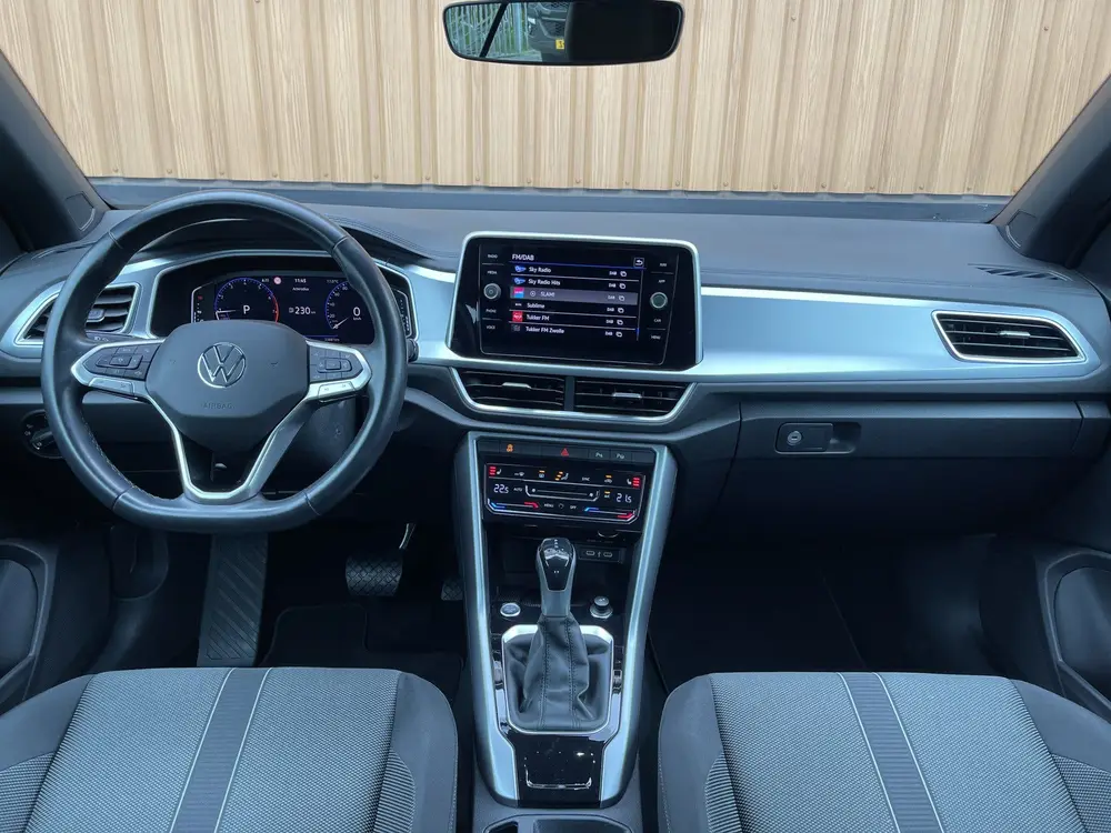 Volkswagen T-Roc Cabrio 1.5 TSI R-Line Uitstraling | Apple C uit 2023, foto 11