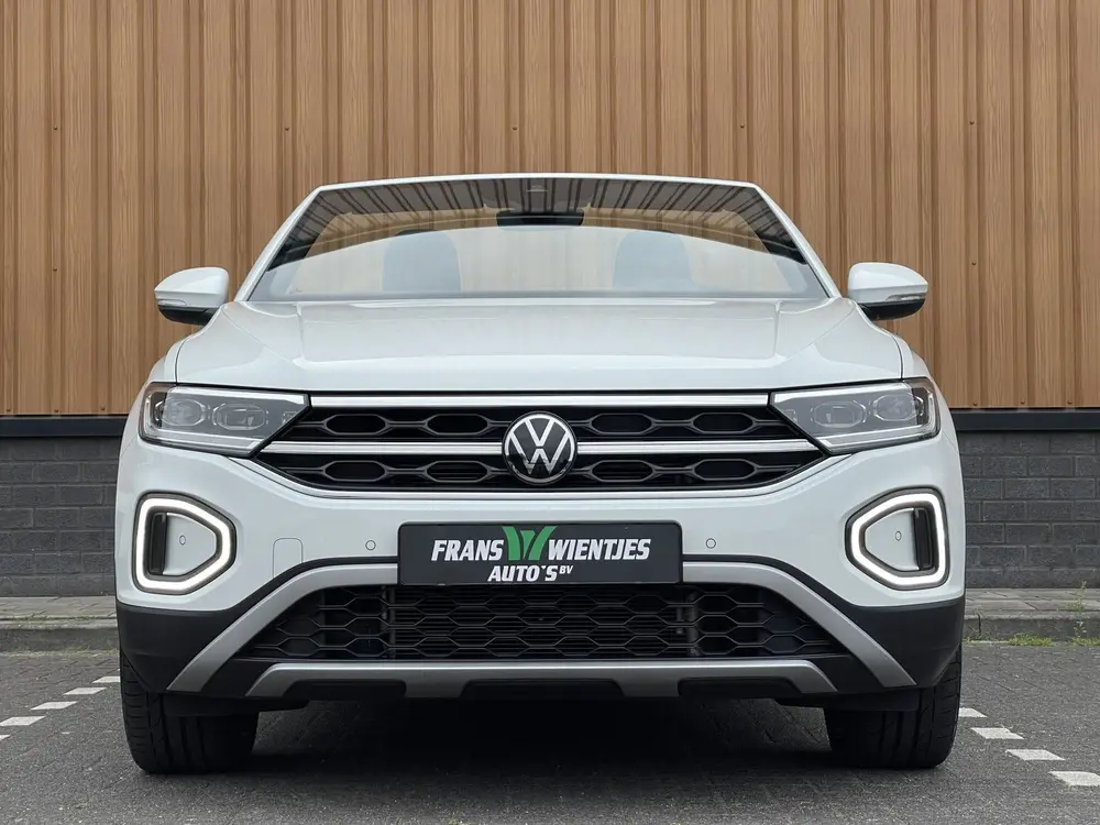 Volkswagen T-Roc Cabrio 1.5 TSI R-Line Uitstraling | Apple C uit 2023, foto 2