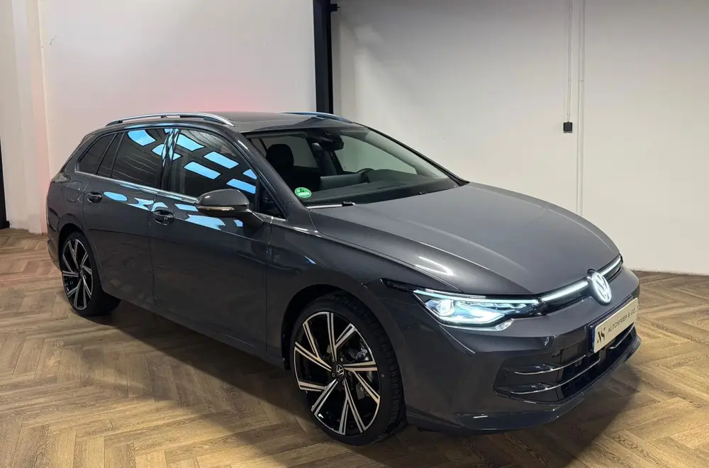Volkswagen Golf 1.5 eTSI Life PANO 360' SFEER' uit 2025, foto 8