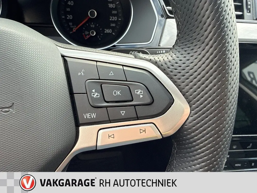 Volkswagen Passat Variant 1.4 TSI PHEV GTE Business uit 2023, foto 12