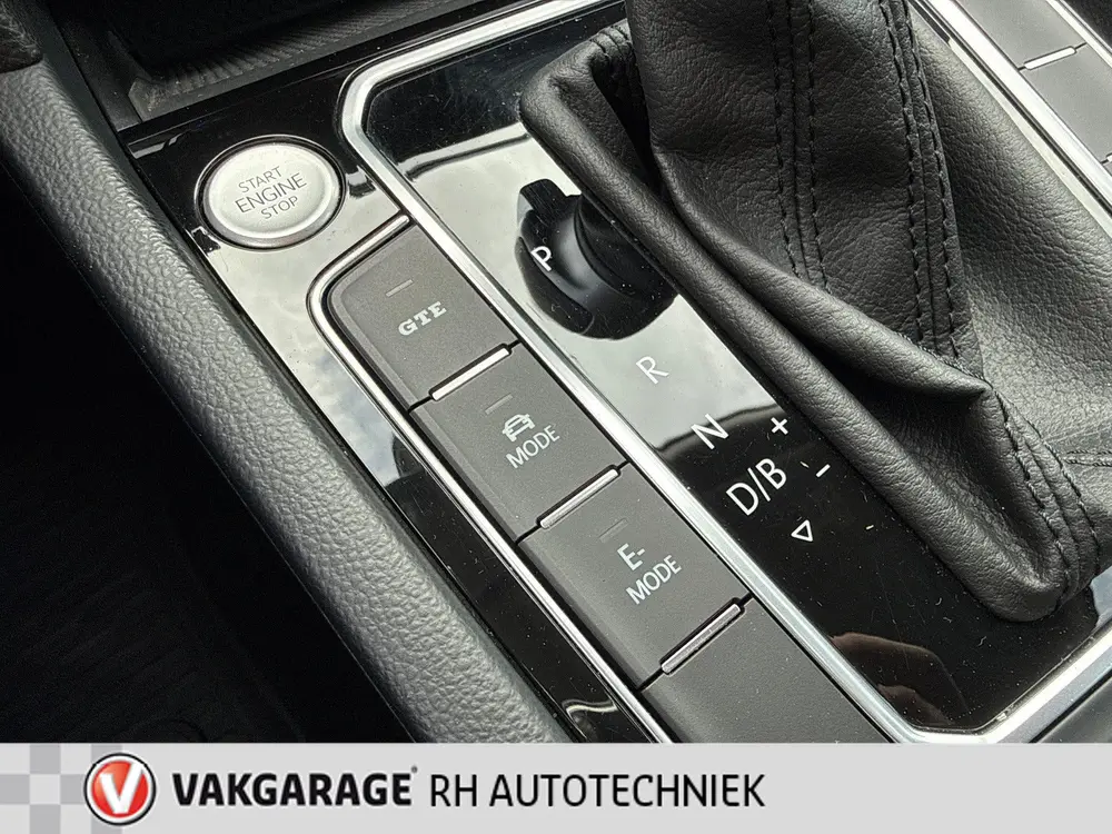 Volkswagen Passat Variant 1.4 TSI PHEV GTE Business uit 2023, foto 15