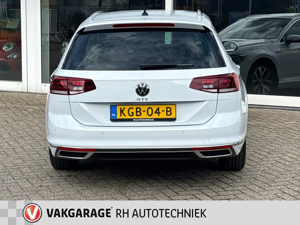 Volkswagen Passat Variant 1.4 TSI PHEV GTE Business uit 2023, foto 6