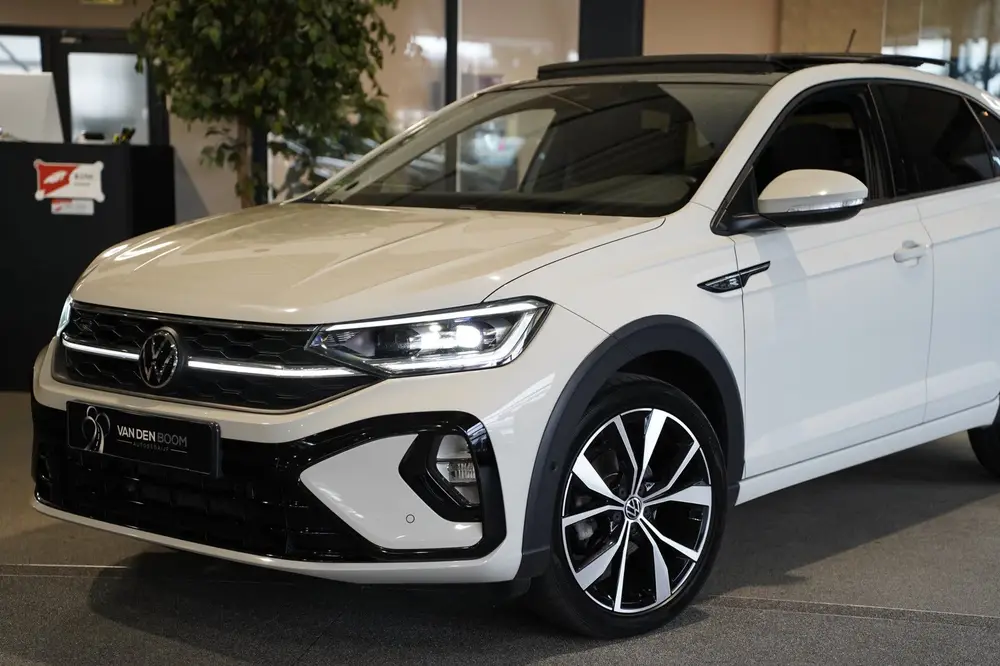 Volkswagen Taigo 1.5 TSI 2x R-Line 150PK Ascot Pano IQ Matri uit 2022, foto 13