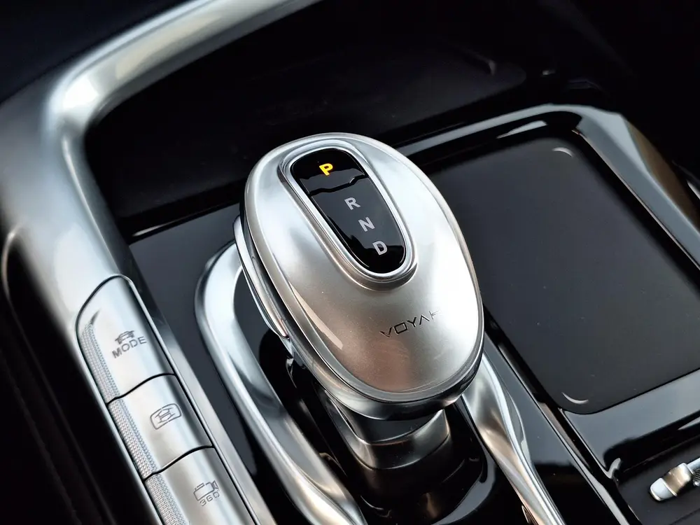 Voyah Free Limited Edition Business 4WD 106 kWh | Schuifdak uit 2026, foto 17
