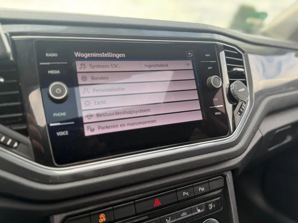 Volkswagen T-ROC 1.5 TSI iQ.Drive/DSG/Pano/Acc/Virt.dash uit 2019, foto 16