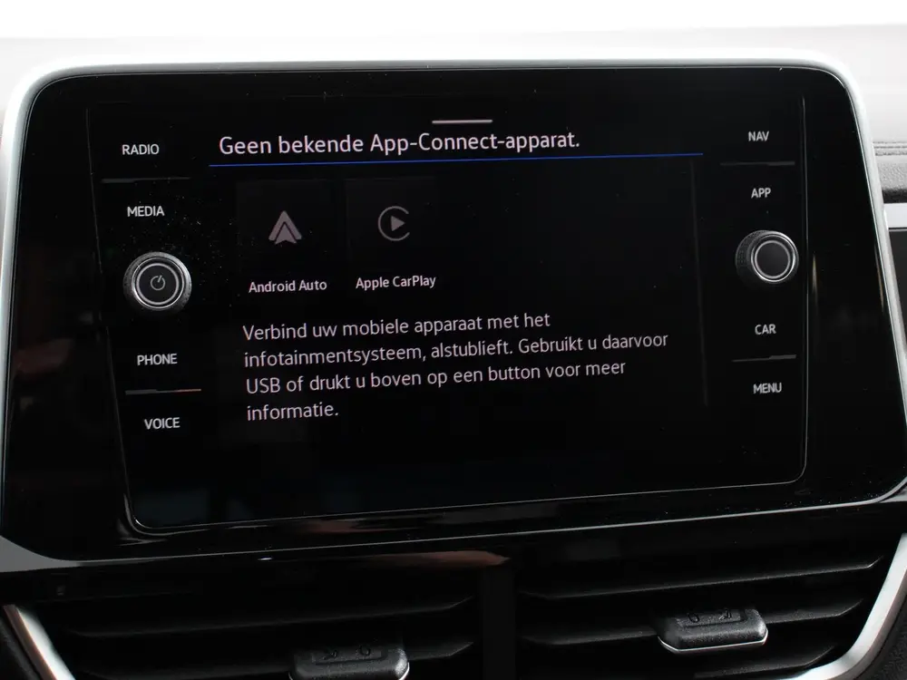 Volkswagen T-Roc 1.5 eTsi R-Line Edition Automaat Camera Nav uit 2025, foto 19