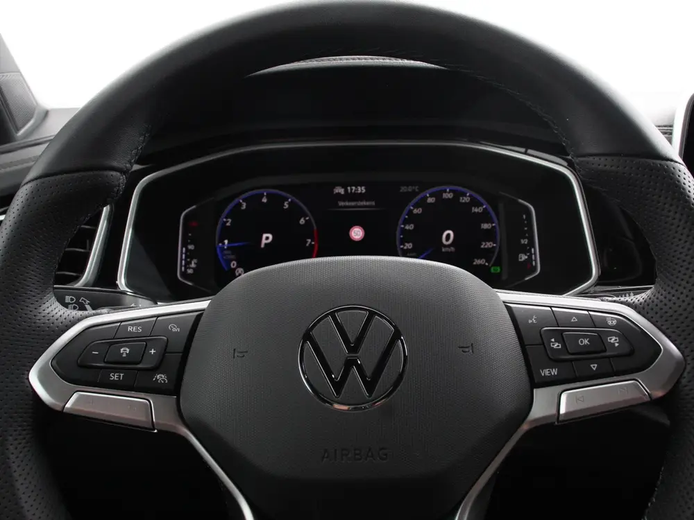 Volkswagen T-Roc 1.5 eTsi R-Line Edition Automaat Camera Nav uit 2025, foto 3