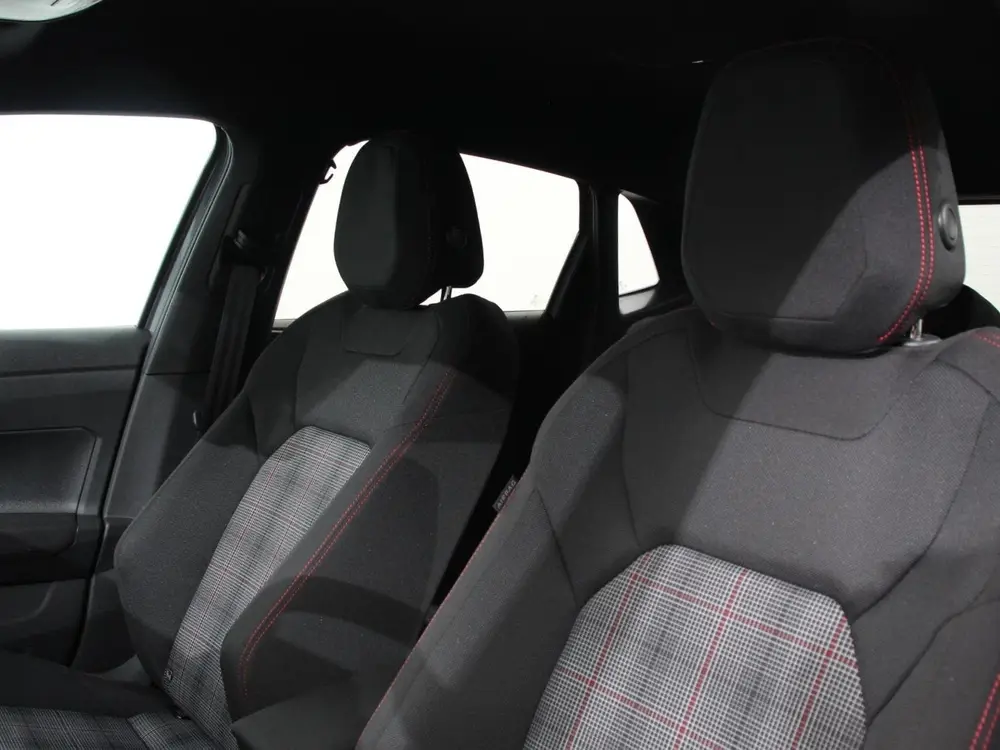 Volkswagen Polo 2.0 TSI GTI 207pk Automaat Digitale Cockpit uit 2024, foto 17