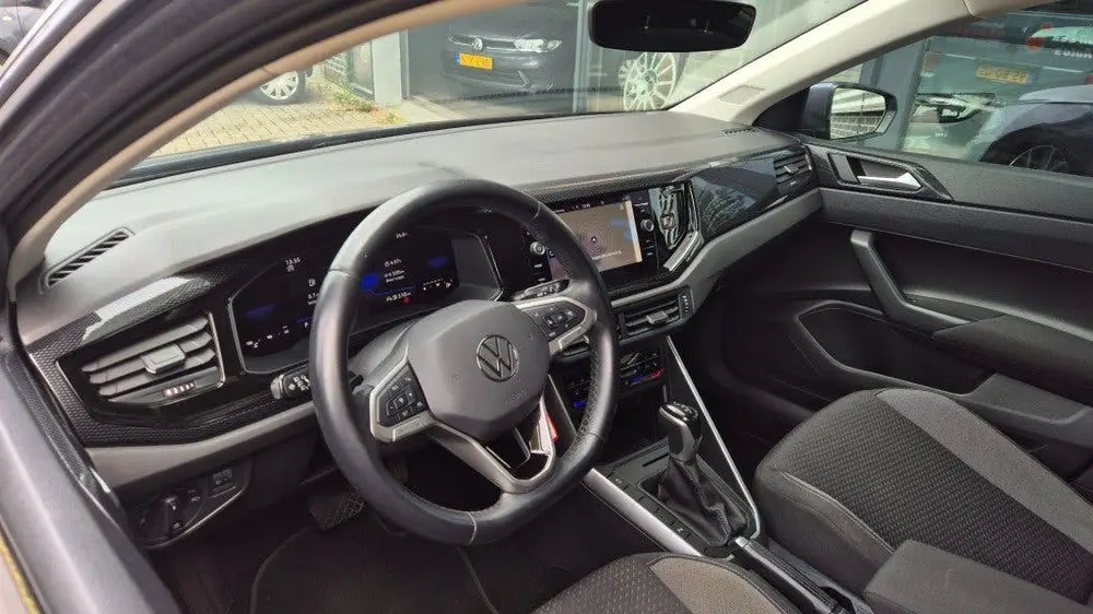 Volkswagen Polo 1.0i TSI R line DSG 95PK AIRCO NAVI PDC VIR uit 2022, foto 18