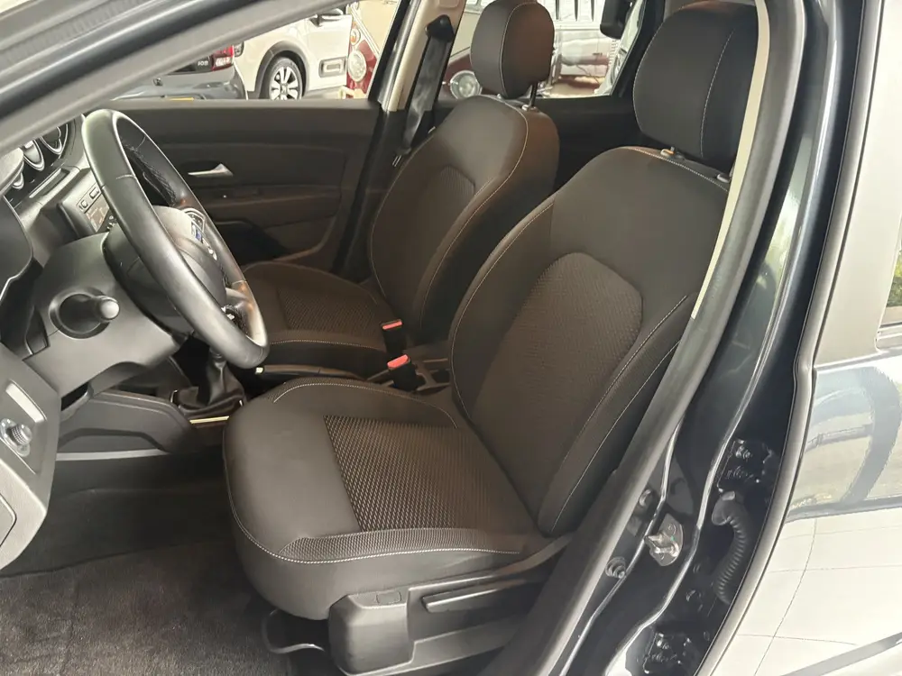 Dacia Duster 1.2 TCe Comfort Achteruitrijcamera - Airco - Na uit 2019, foto 17
