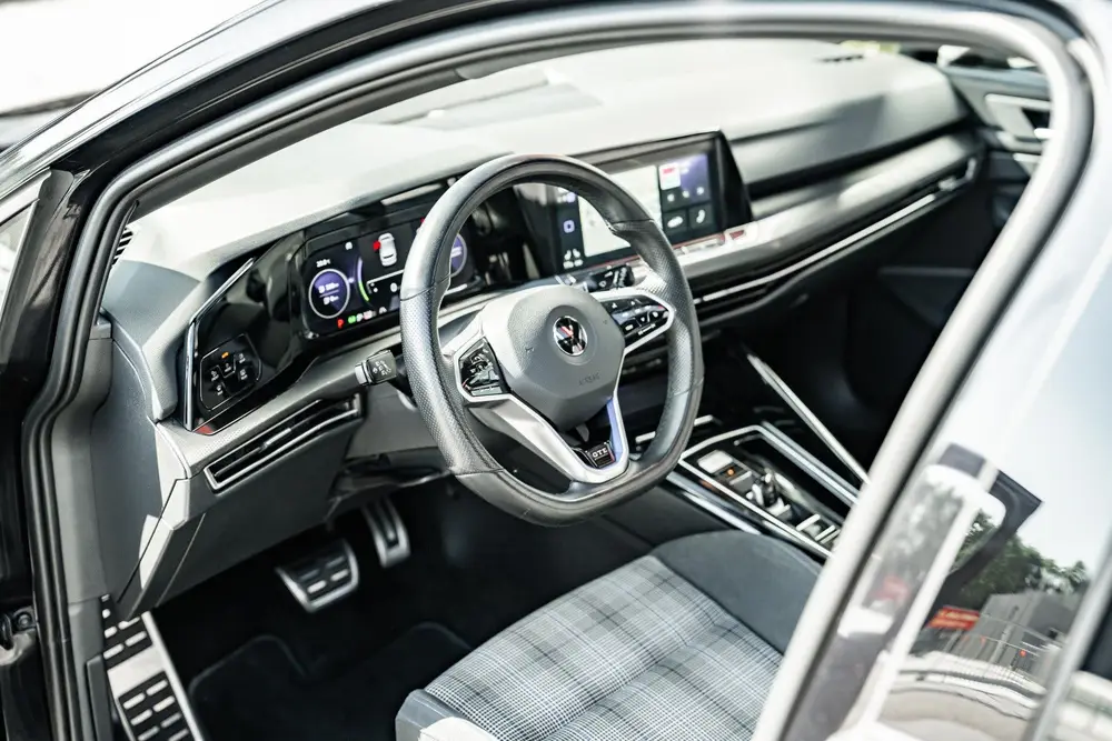Volkswagen Golf 1.4 eHybrid GTE | Dealer onderhouden | Pano uit 2022, foto 5
