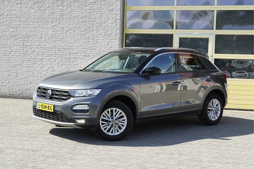 Volkswagen T-Roc 1.0 TSI Style Business BJ2021 Lmv 16" | Led uit 2021, foto 2