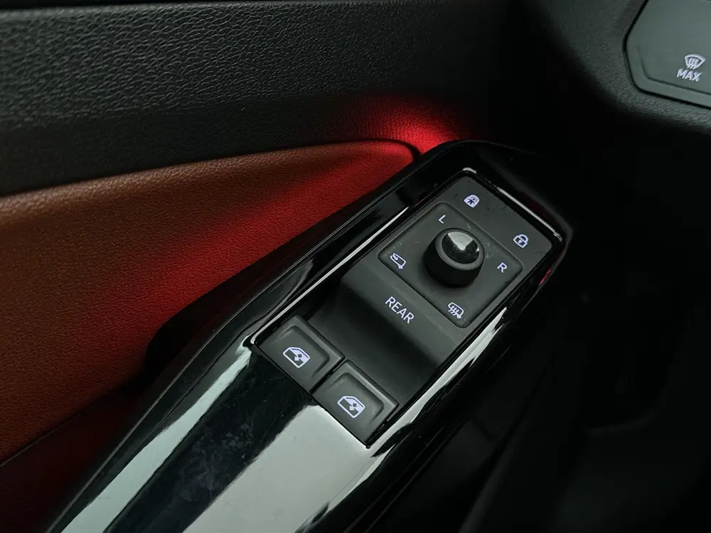 Volkswagen ID.4 First 77 kWh | 204 PK | SoH 92% | Trekhaak | uit 2020, foto 16