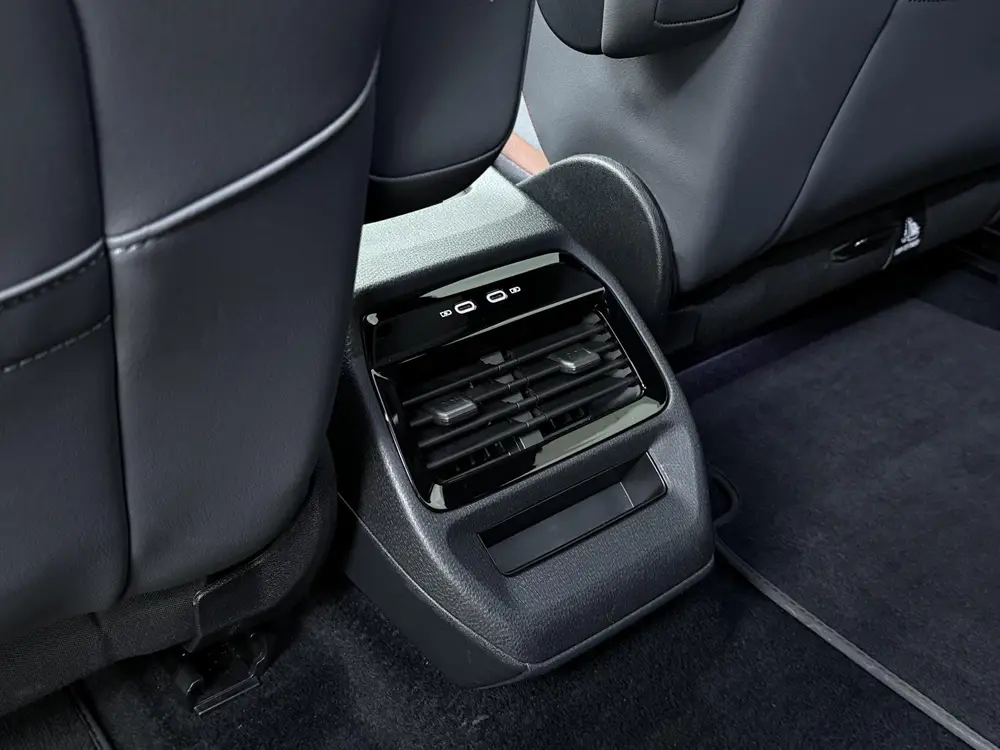 Volkswagen ID.4 First 77 kWh | 204 PK | SoH 92% | Trekhaak | uit 2020, foto 8