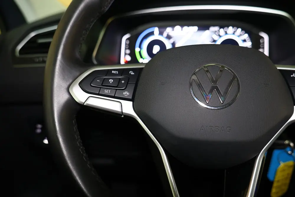 Volkswagen Tiguan 1.4 TSI eHybrid HIGHLINE DSG CARPLAY NAVI uit 2021, foto 16
