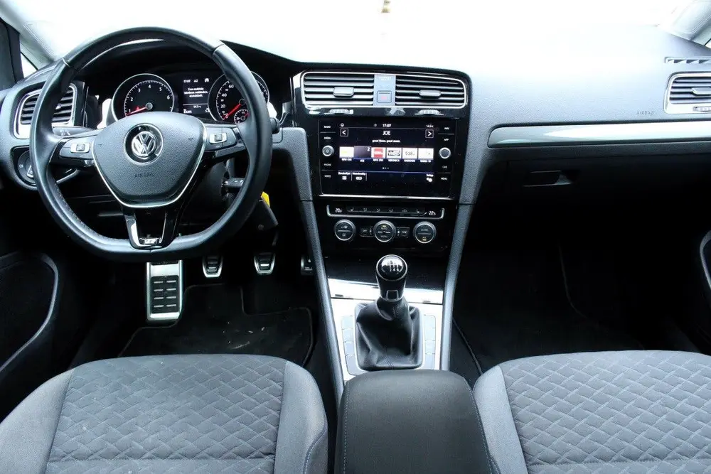 Volkswagen Golf Variant 1.5 TSI R-Line 1eEIGNR! NAV BT STOEL uit 2019, foto 2