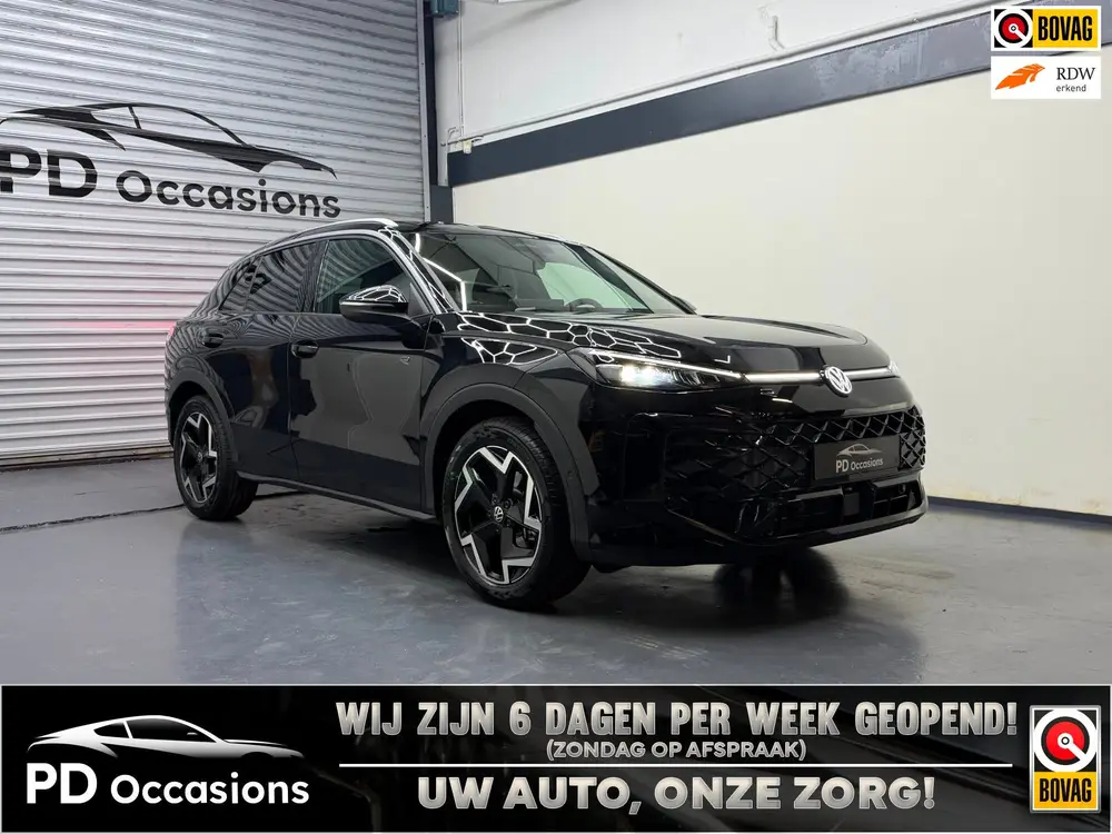 Volkswagen T-Roc 1.5 eTsi R-Line First Edition - Elek. Achte uit 2026
