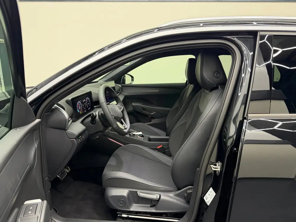 Volkswagen T-Roc 1.5 eTsi R-Line First Edition - Elek. Achte uit 2026, foto 8